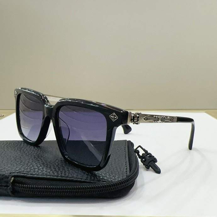 Picture of Chrome Hearts Sunglasses _SKUfw62409579fw